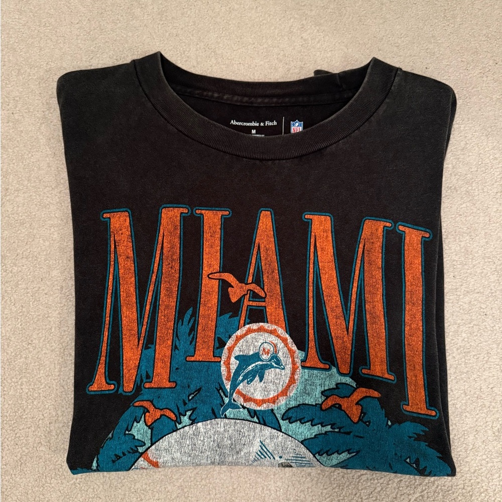 Abercrombie & Fitch Miami Dolphins Vintage Inspired Medium T-Shirt